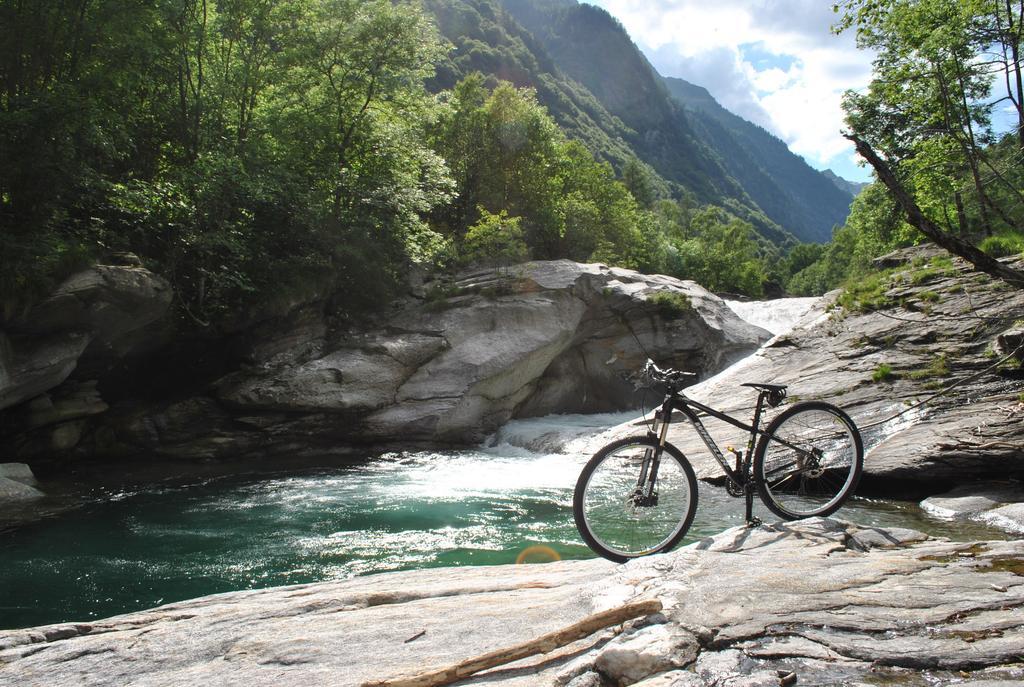 Ai piee Brione (Verzasca) Exterior foto